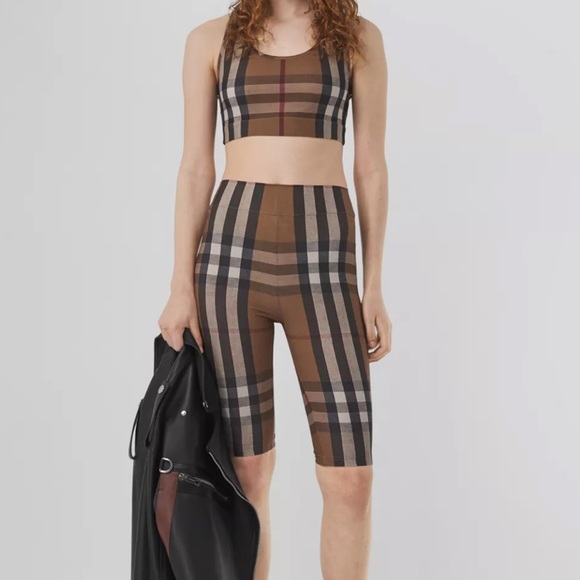 Burberry two piece - Picture 3 of 3